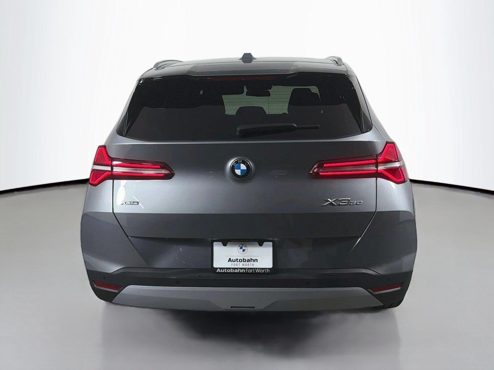 New 2026 Skyscraper Grey Metallic BMW 30 xDrive image 6
