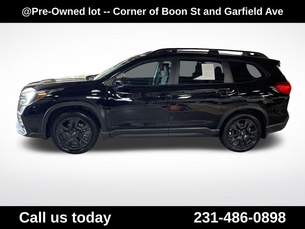 Used 2025 Black Subaru Onyx Edition Touring image 2