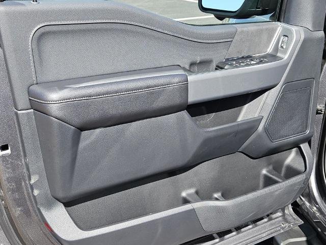 New 2026 Carbonized Gray Metallic Ford XLT image 58