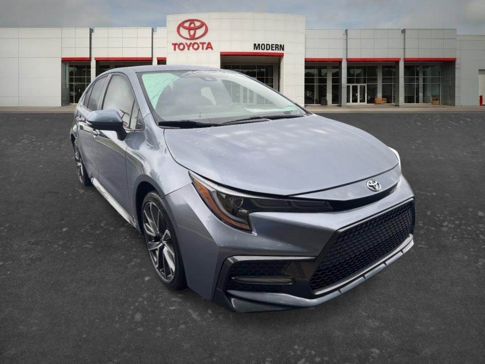 Used 2022 Celestite Toyota SE image 3