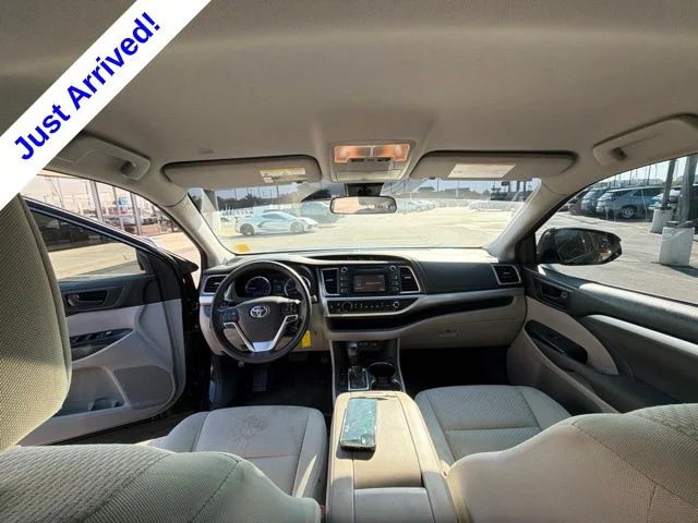 Used 2018 Black Toyota LE image 38