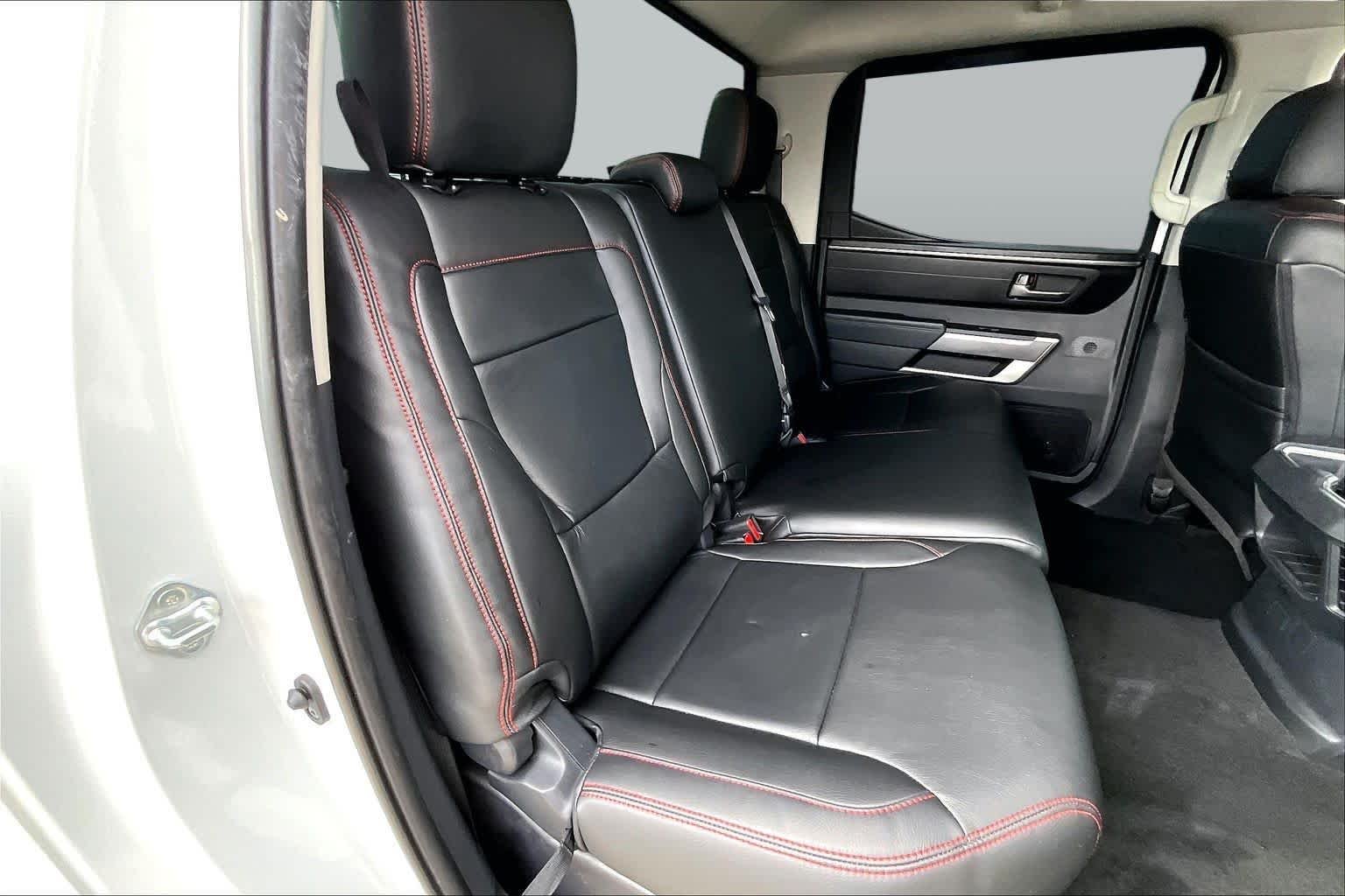 Used 2022 White Toyota SR5 image 21