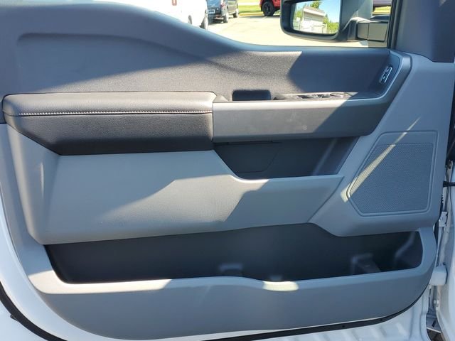 New 2026 Oxford White Ford F-250® XL image 40