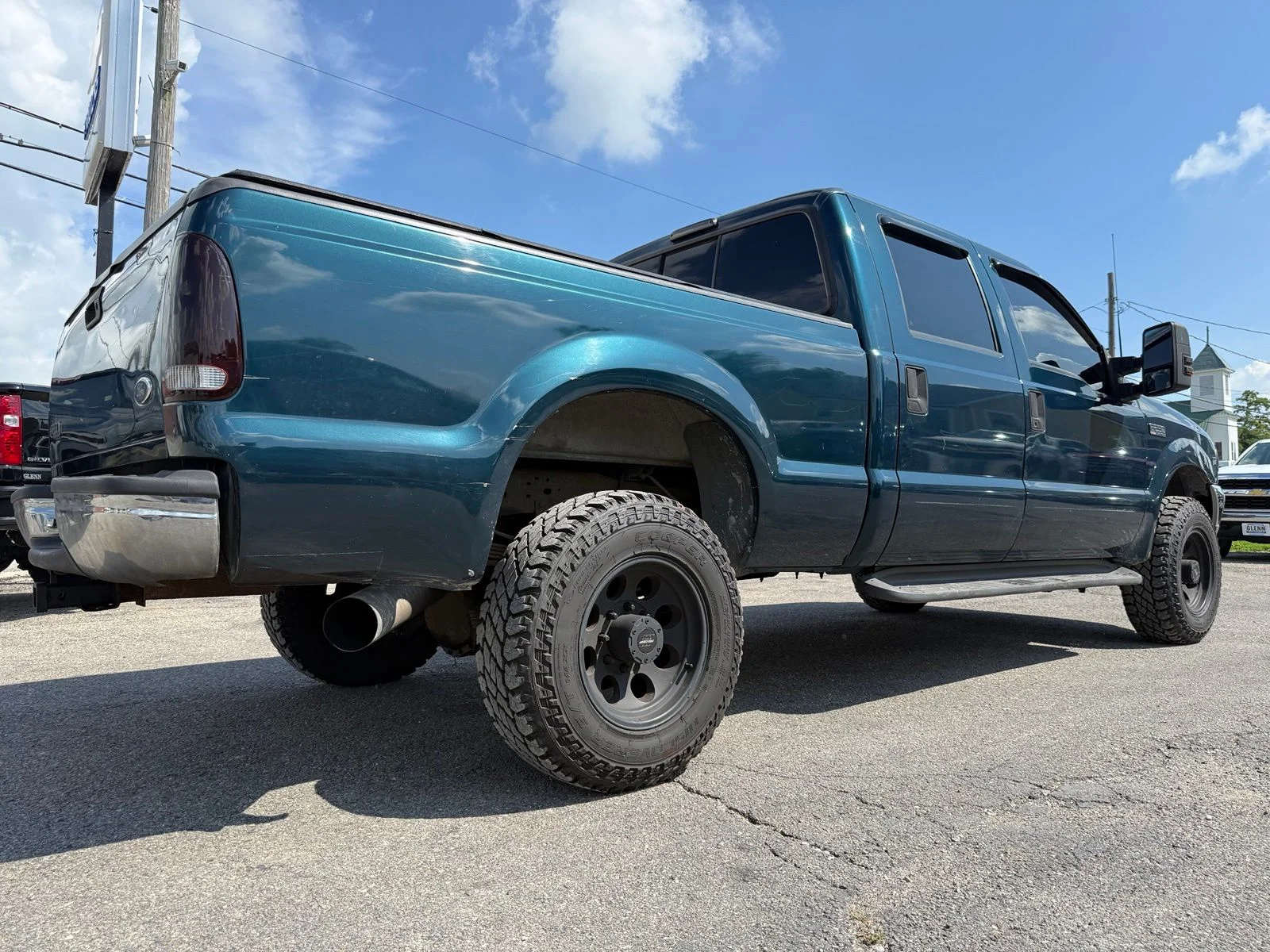 Used 1999 Green Ford  image 6
