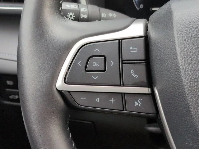 Certified Used 2024  Toyota Limited image 25