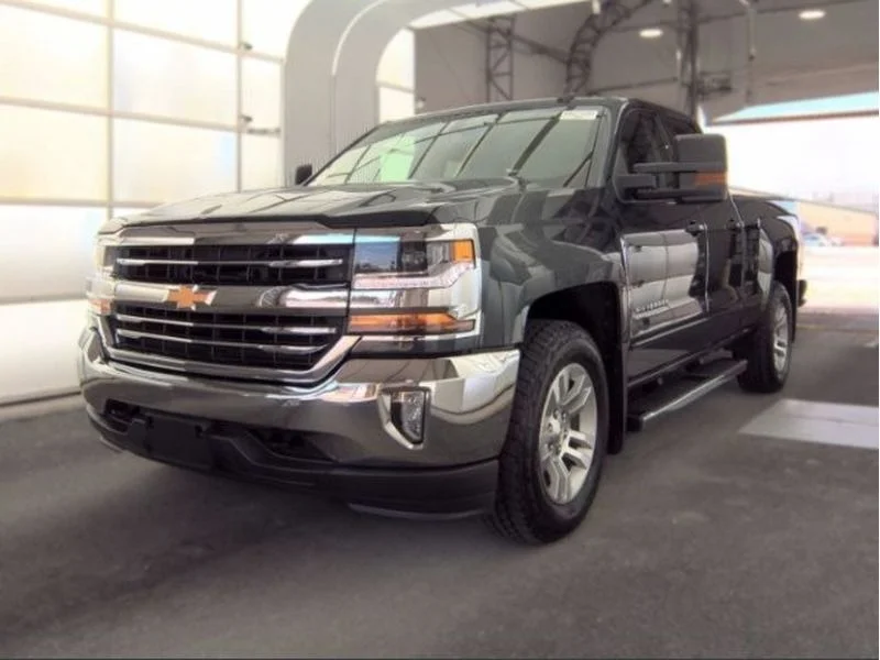 Used 2017 Graphite Metallic Chevrolet LT image 1