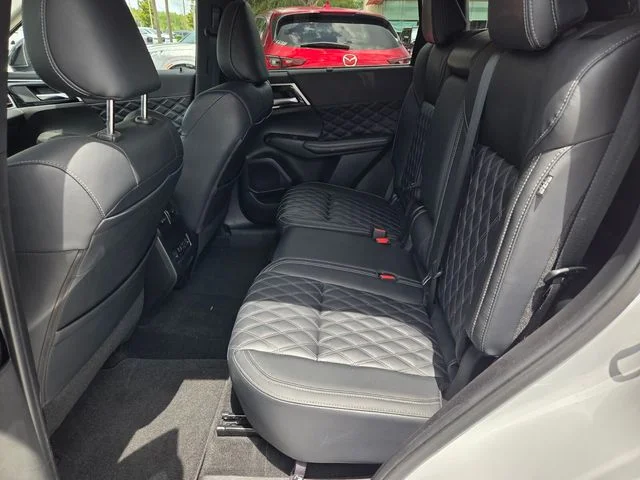 Certified Used 2024 White Mitsubishi  image 5