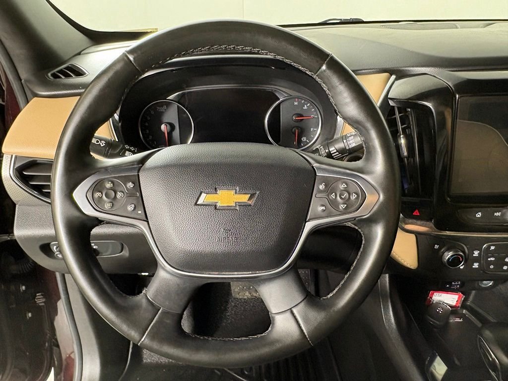 Used 2023 Red Chevrolet Premier image 24
