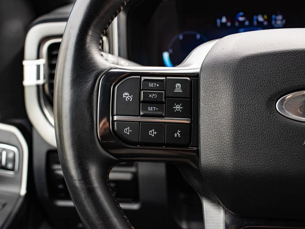 Used 2023 Agate Black Metallic Ford Platinum image 29
