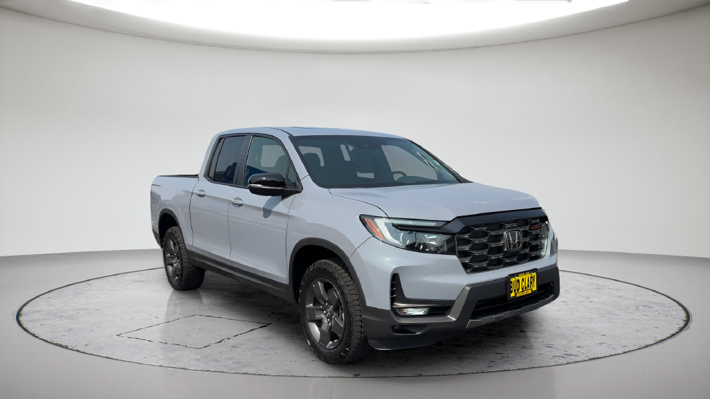 New 2026 Sonic Gray Pearl Honda TrailSport image 3