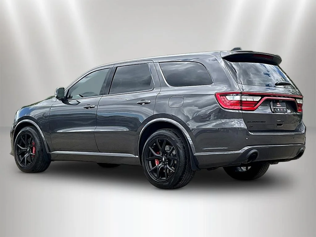 Used 2026 Vapor Gray Dodge SRT Hellcat image 4