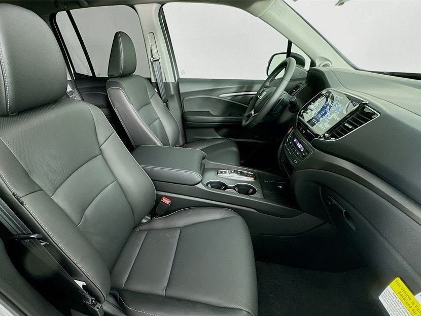 New 2026 Platinum White Pearl Honda RTL image 38