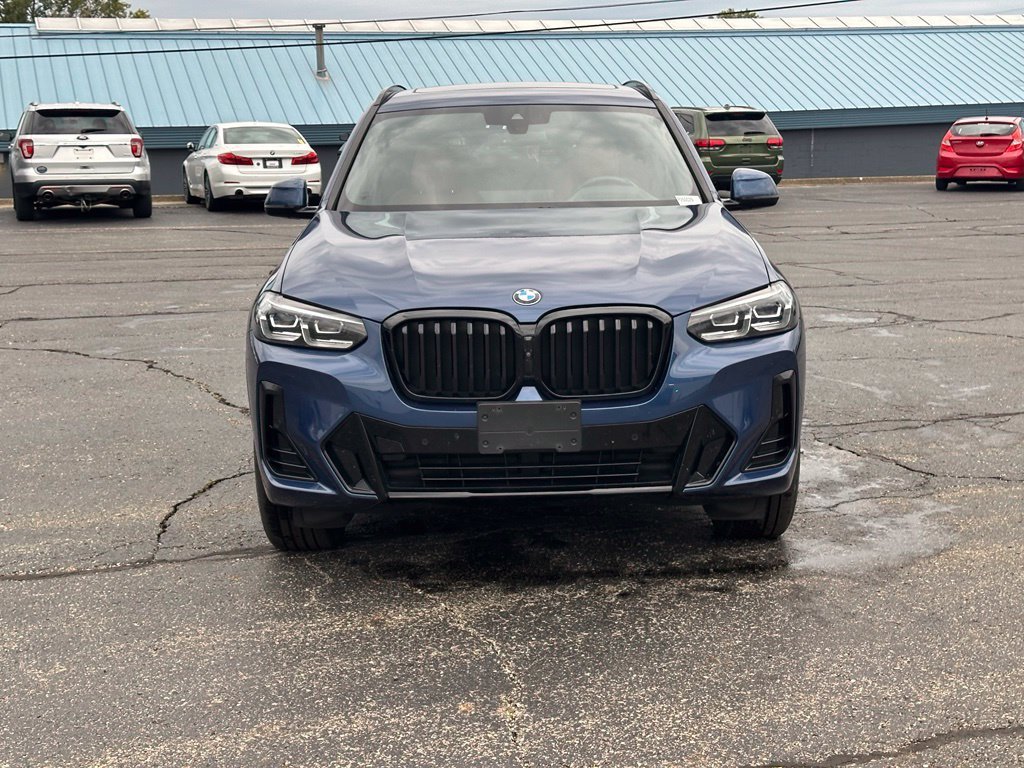Used 2024 Blue Metallic BMW xDrive30i image 2