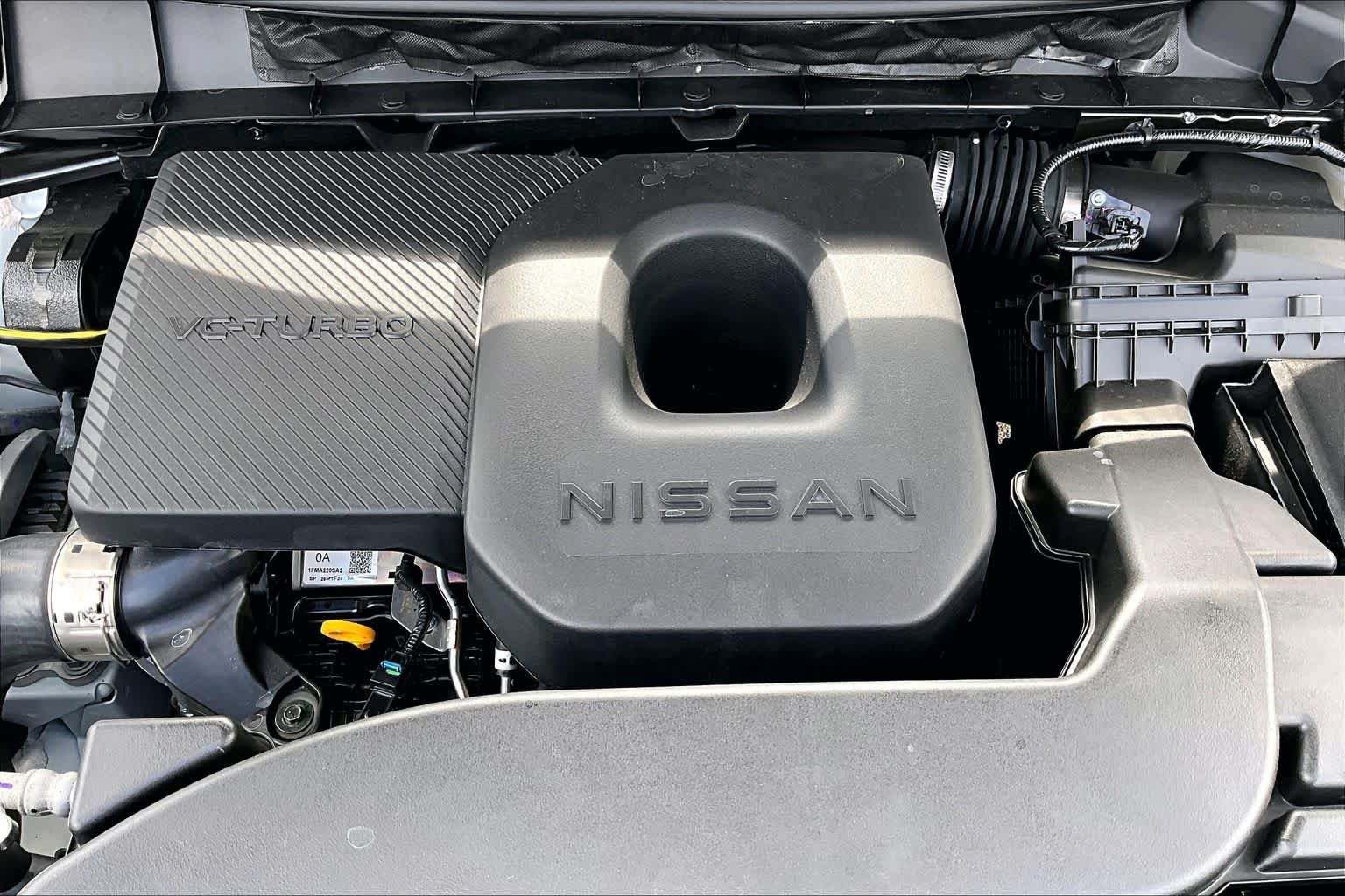 New 2026 Everest White Pearl TriCoat / Super Black Two-tone Nissan Platinum image 17