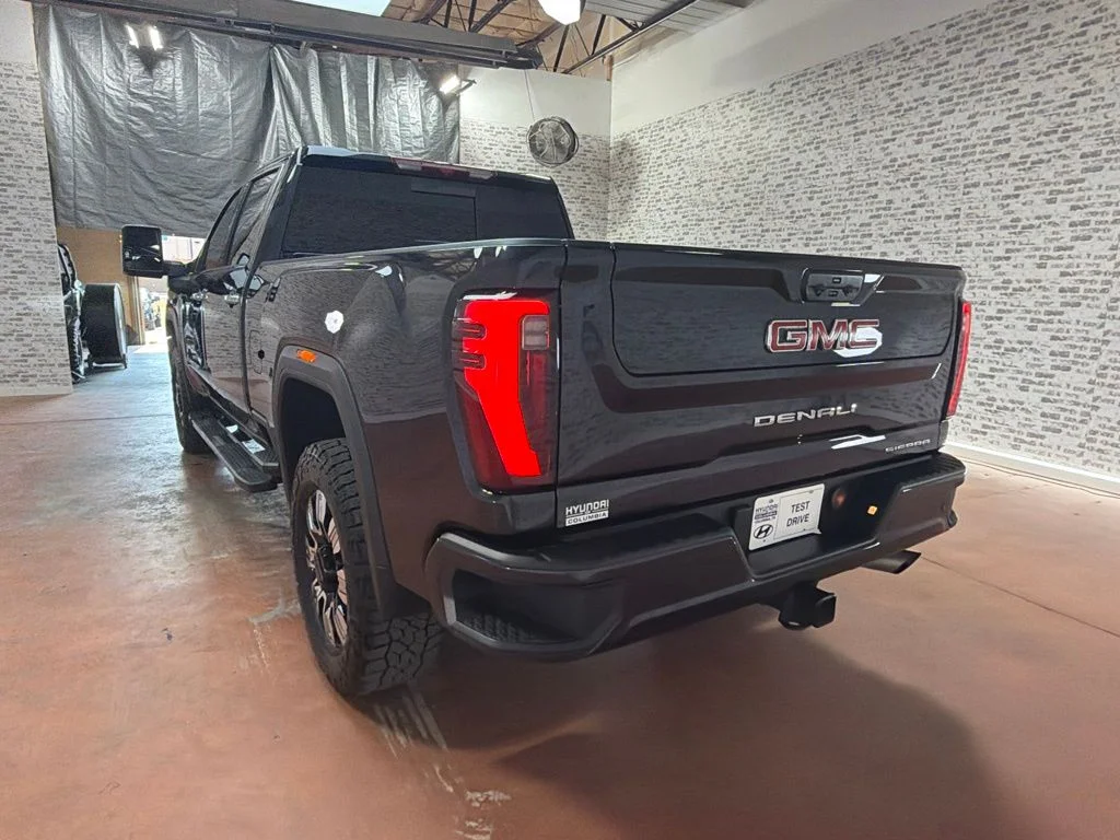 Used 2025 Titanium Rush Metallic GMC Denali image 5