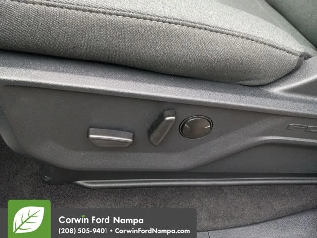 New 2026 Carbonized Gray Metallic Ford XLT image 12