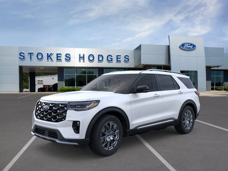 New 2026 Star White Metallic Tri-Coat Ford Platinum™ image 2