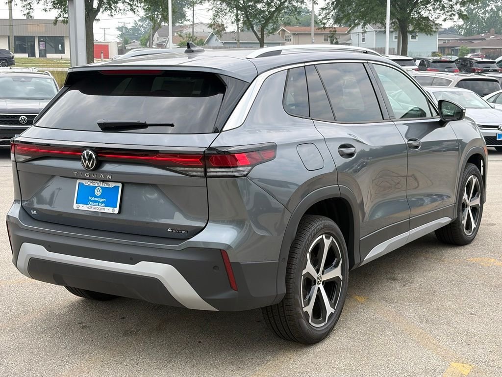 New 2026 Platinum Gray Metallic Volkswagen 2.0T SE image 8