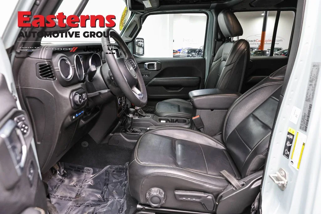 Used 2023 Gray Jeep Sahara 4xe image 14