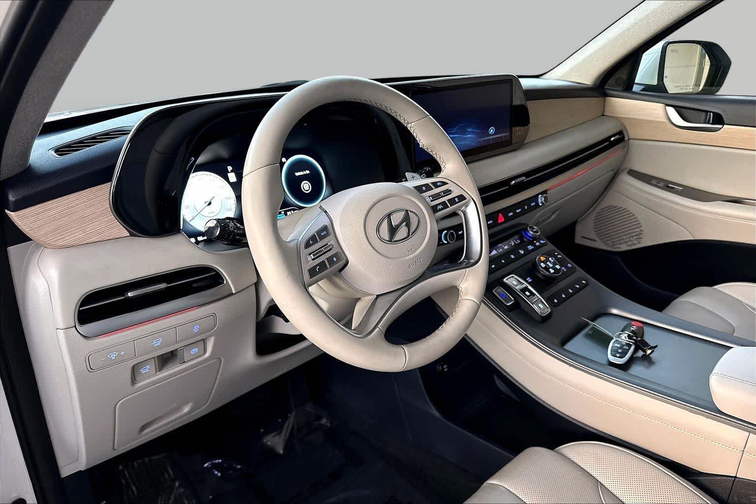 Used 2024 Hyper White Hyundai Limited image 18