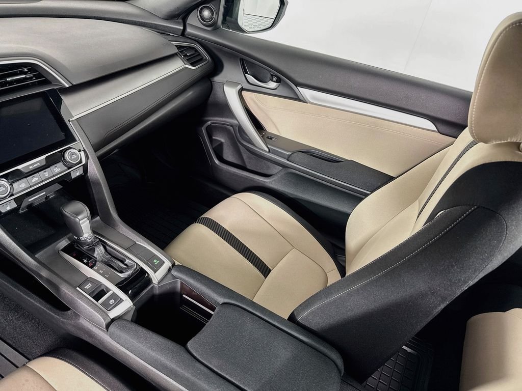 Used 2018 Black Honda EX-T image 24