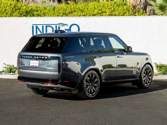 Certified Used 2024 Varesine Blue Metallic Land Rover SE image 6