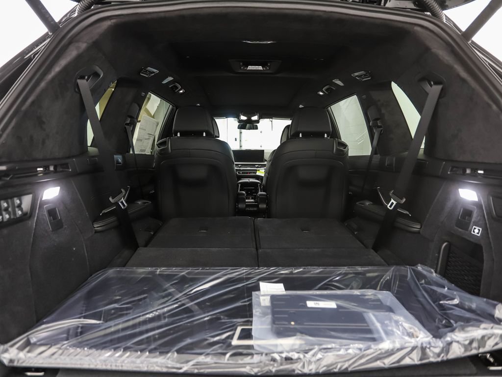 New 2027 Black Sapphire Metallic BMW xDrive40i image 28