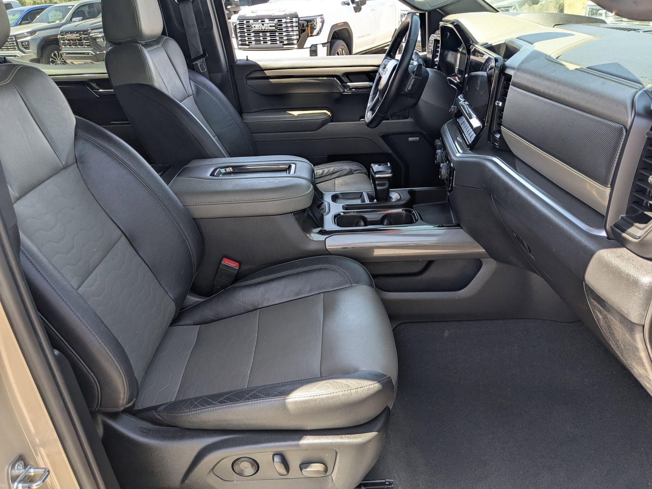 Certified Used 2022 Sand Dune Metallic Chevrolet ZR2 image 29