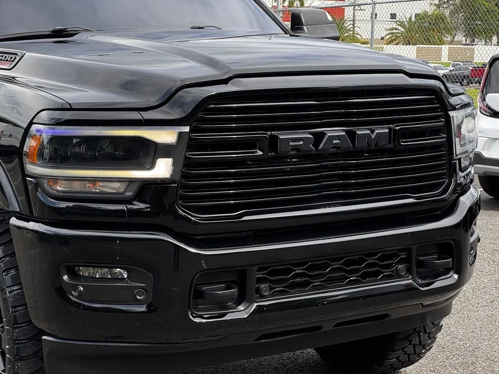 Used 2021 Black Ram Laramie image 7