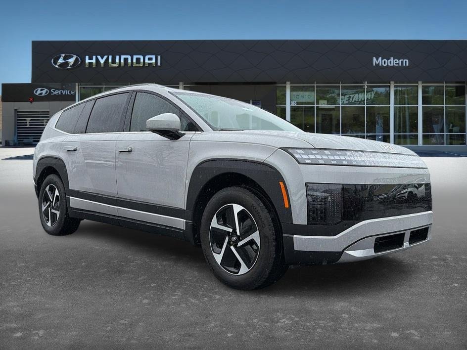 New 2026 Cyber Gray Hyundai SE image 18