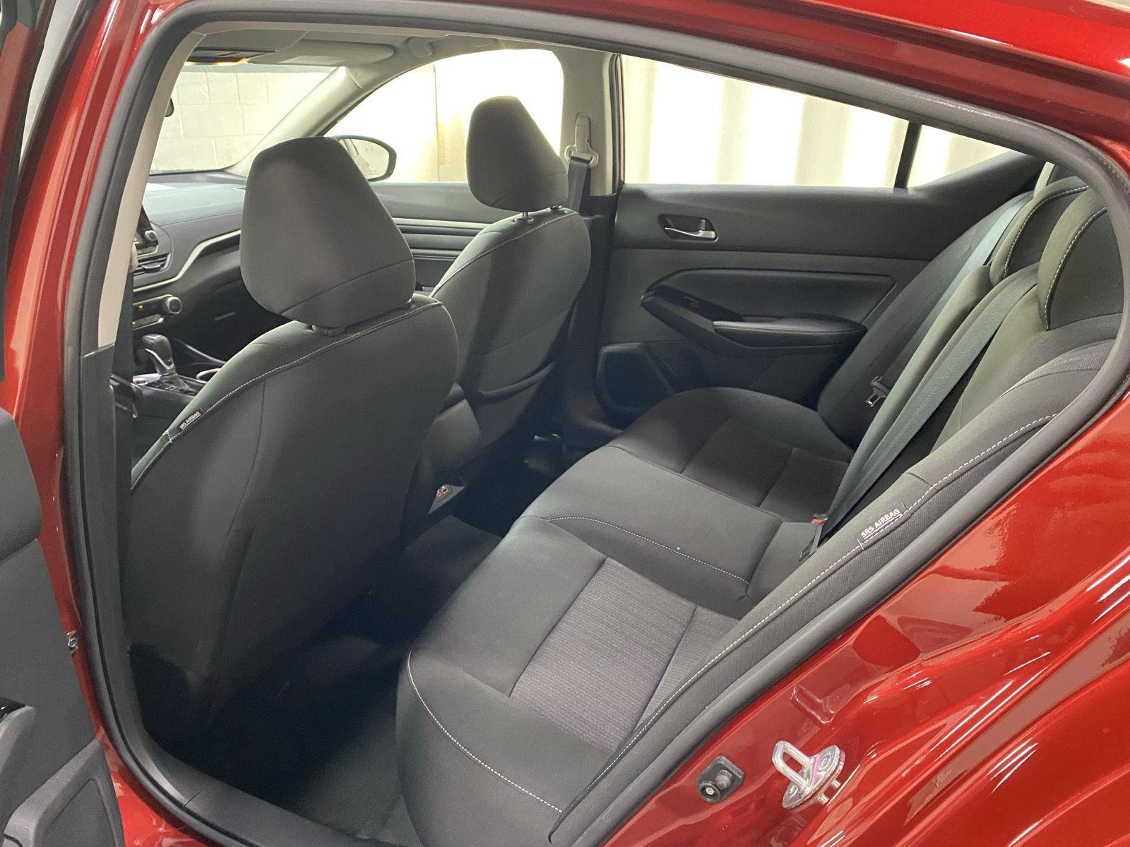 Used 2022 Scarlet Ember Tintcoat Nissan 2.5 SV image 15
