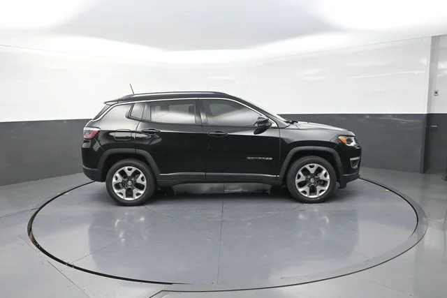 Used 2018 Black Jeep Limited image 16