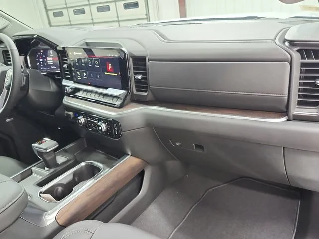 2026 GMC Sierra 1500 SLT - Photo 45