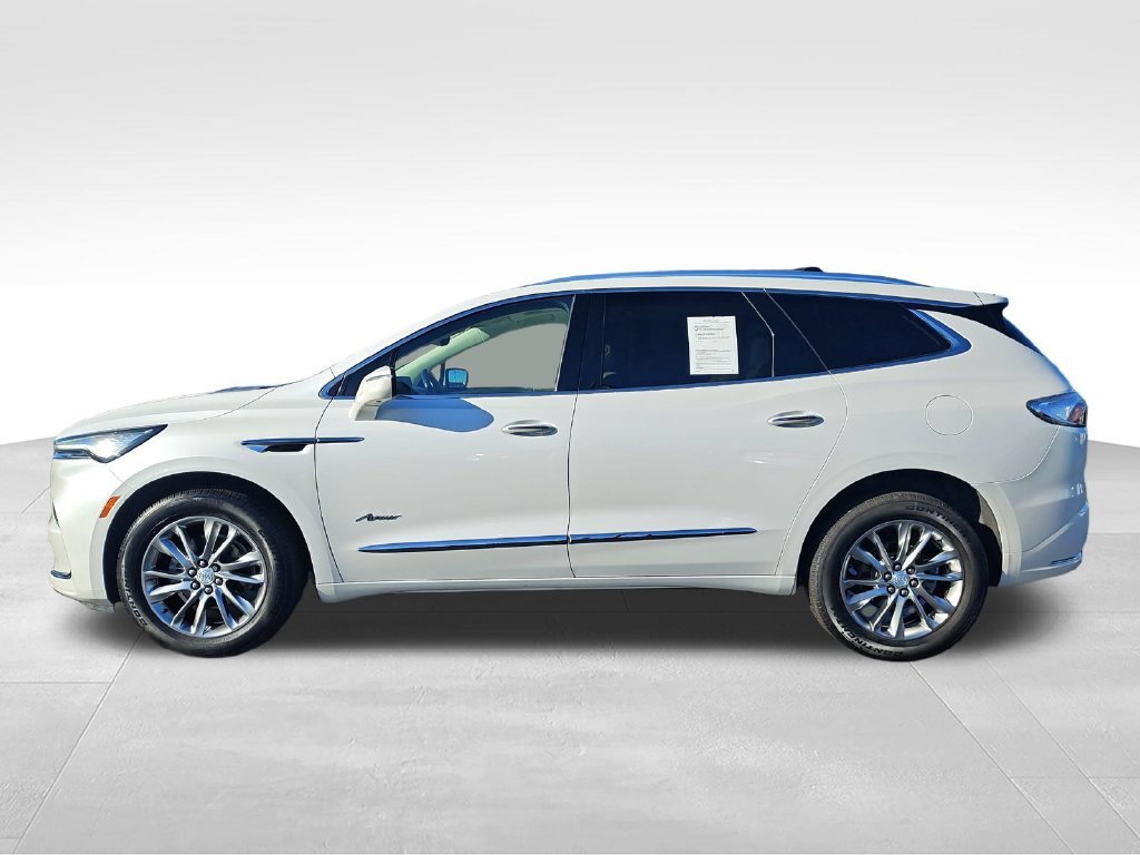 Used 2022 White Buick Avenir image 2