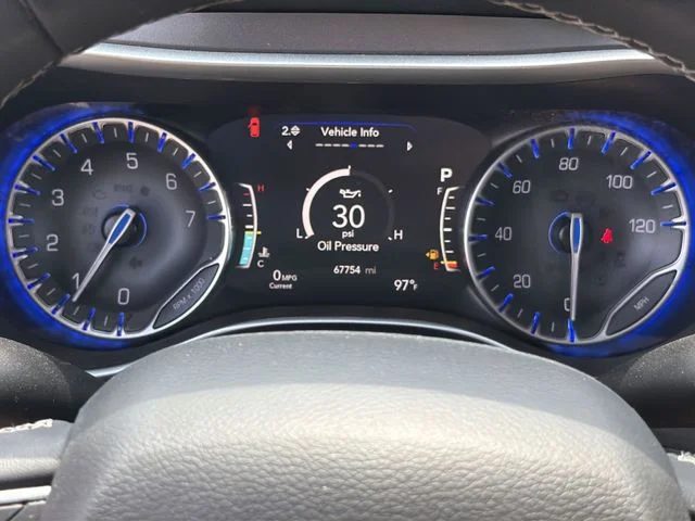 Used 2023 Black Chrysler Touring L image 21