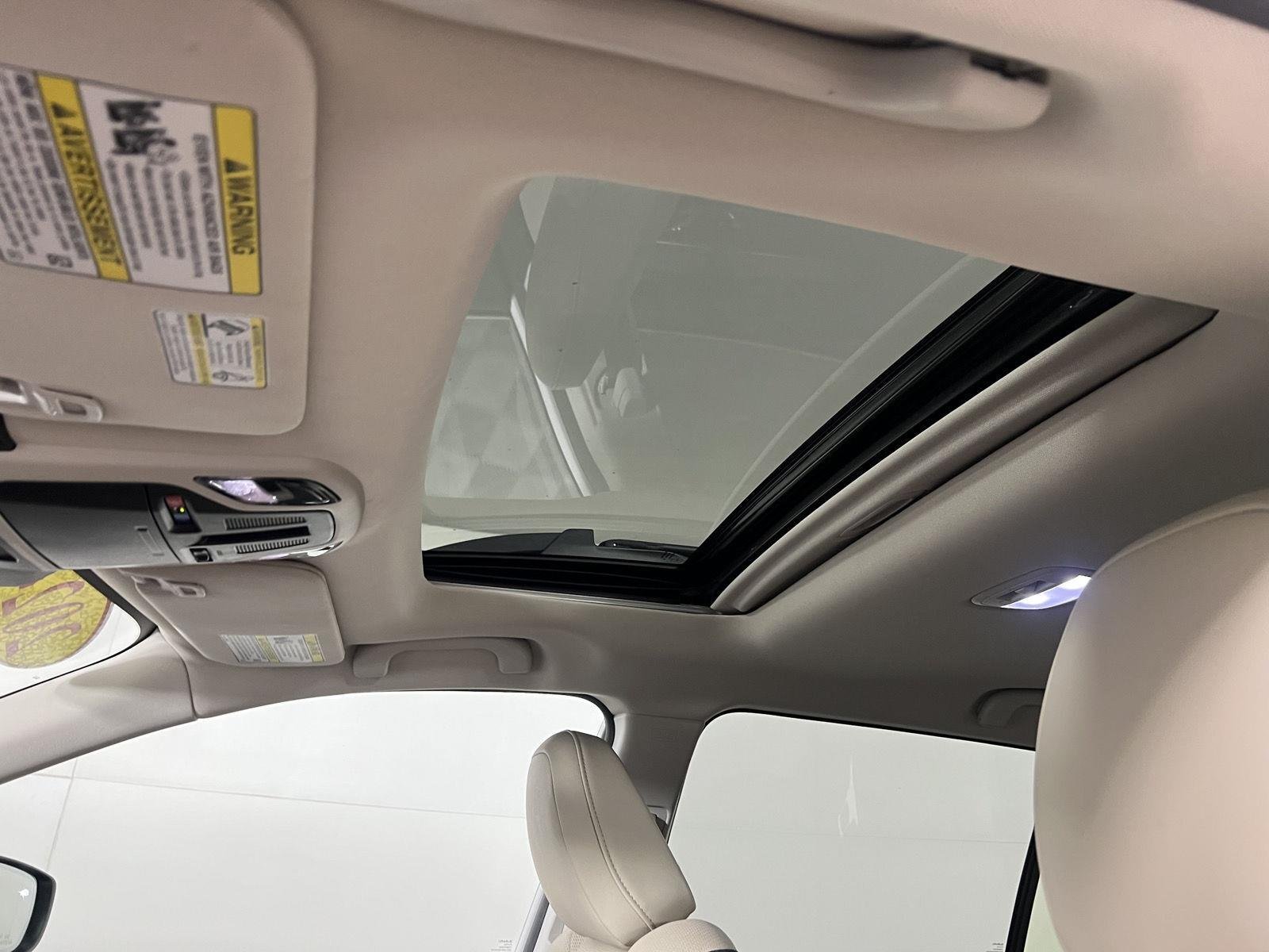 Used 2024 Crystal White Pearl Subaru Limited image 23