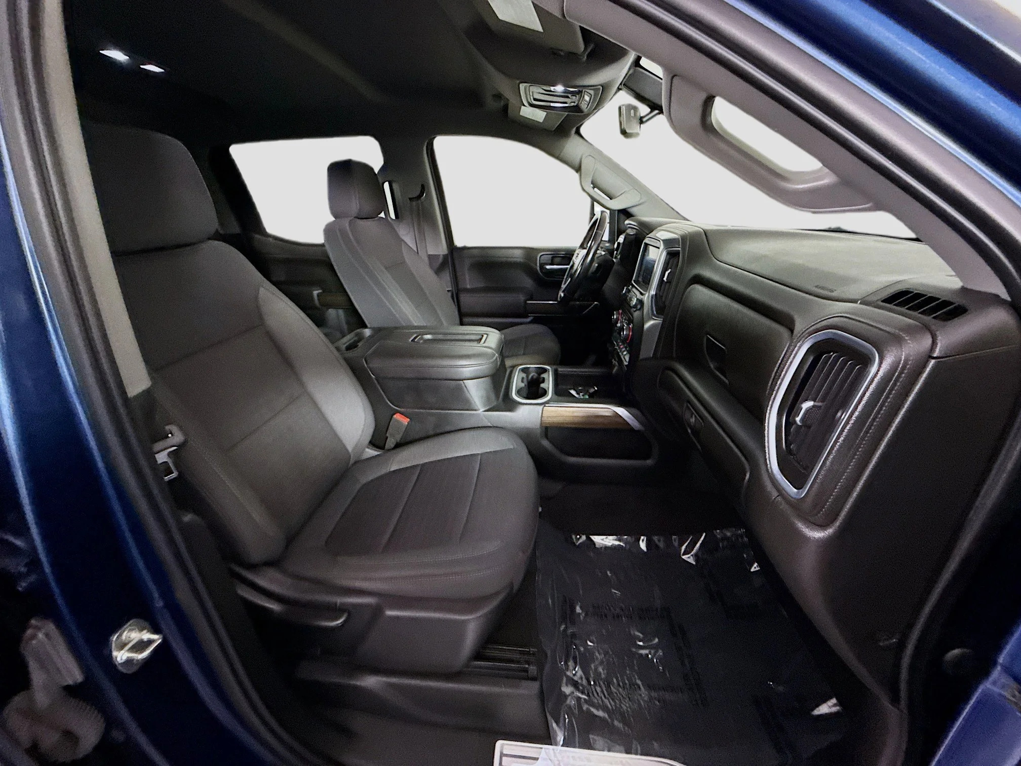 Used 2022 Northsky Blue Metallic Chevrolet RST image 24