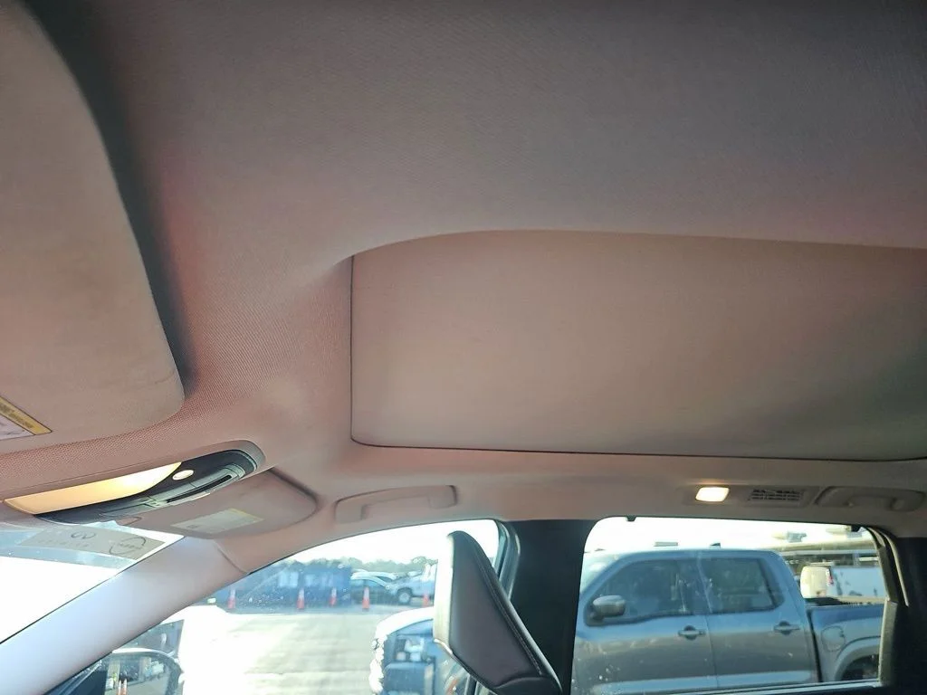 Used 2023 Gray INFINITI LUXE image 14