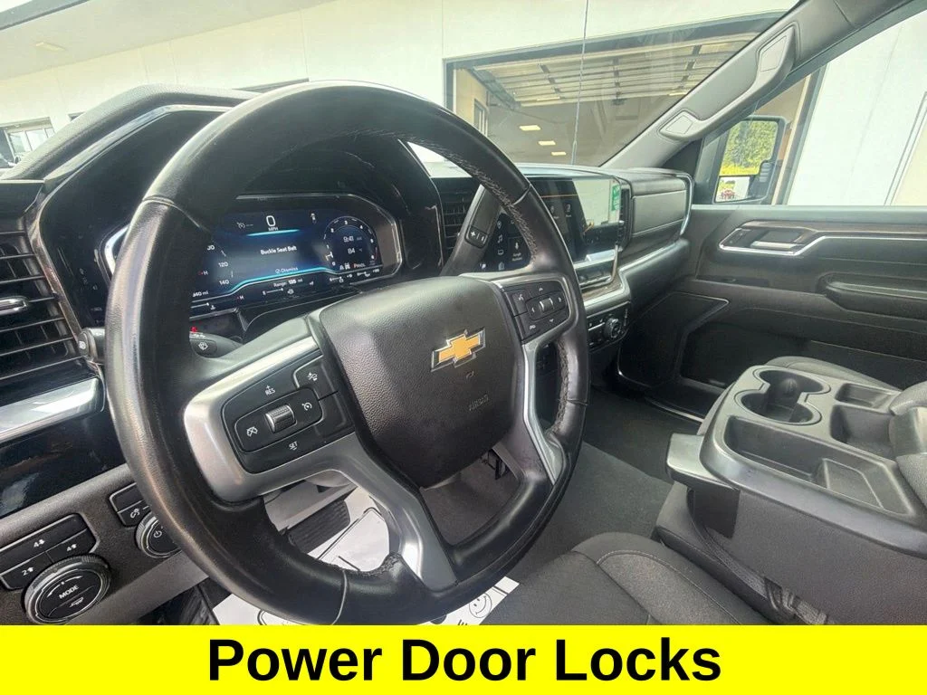 Used 2024 Black Chevrolet LT image 18