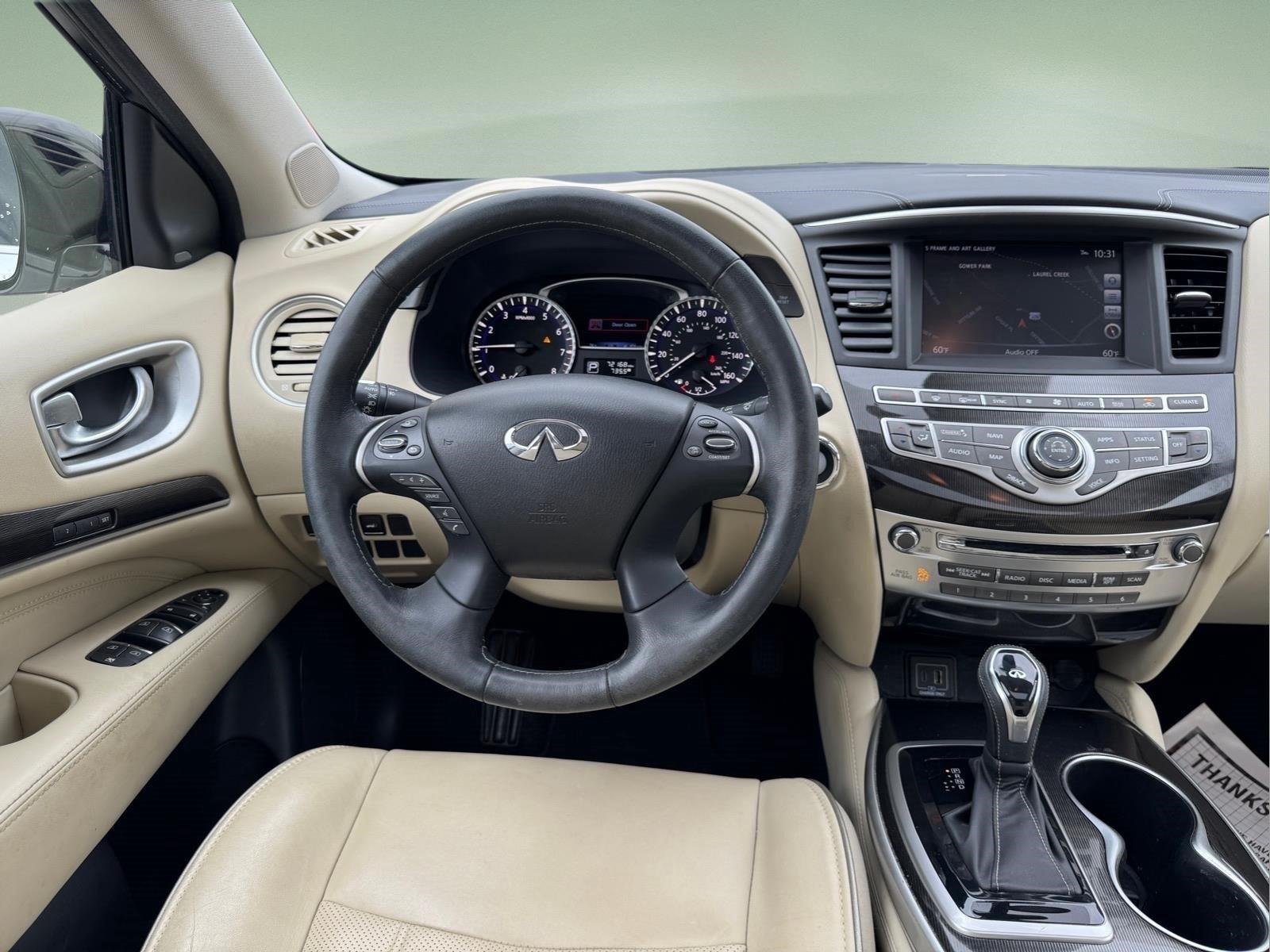 Used 2020 Majestic White INFINITI LUXE image 16