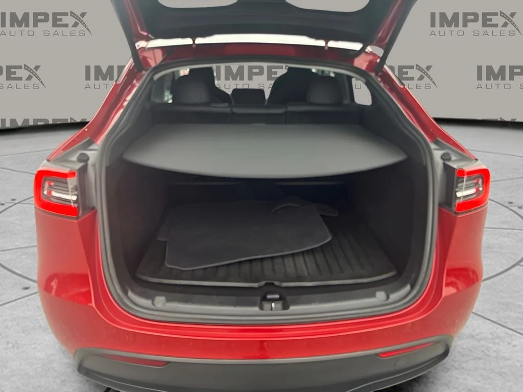 Used 2023 Red Tesla Long Range image 18