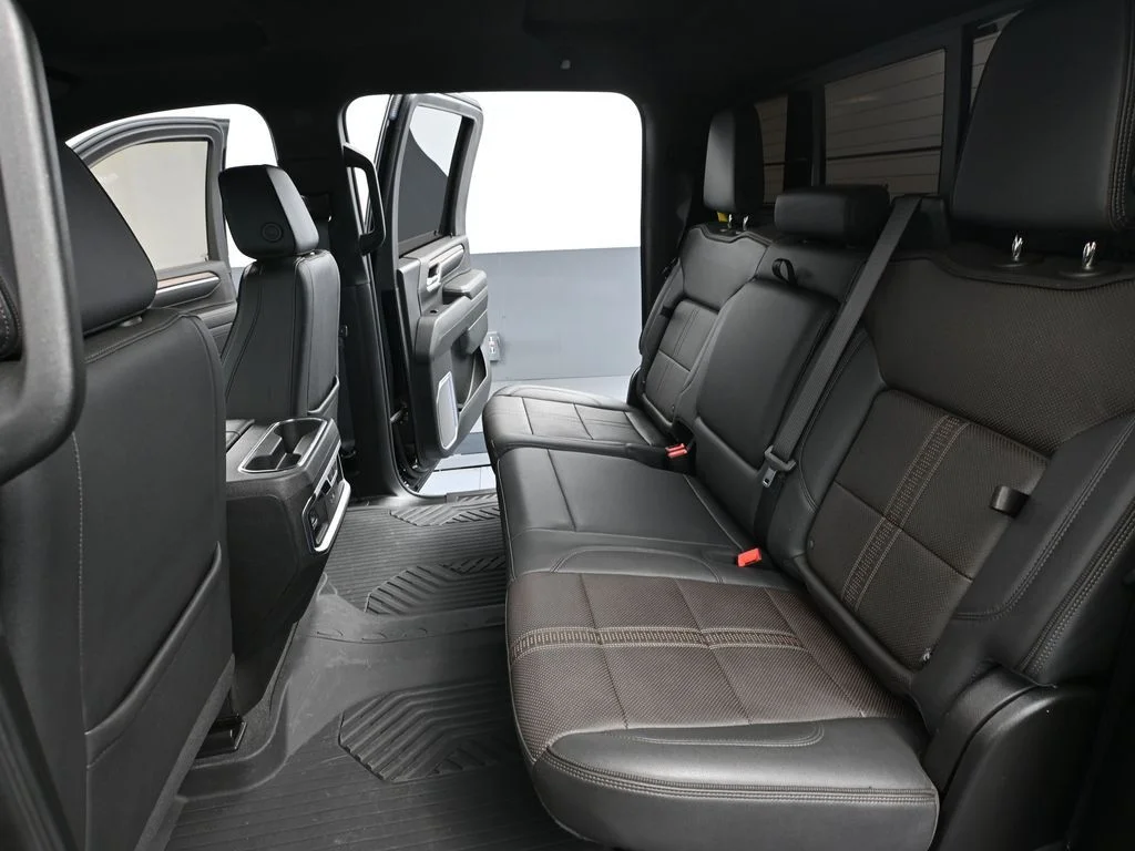 2024 Chevrolet Silverado 3500HD High Country - Photo 46