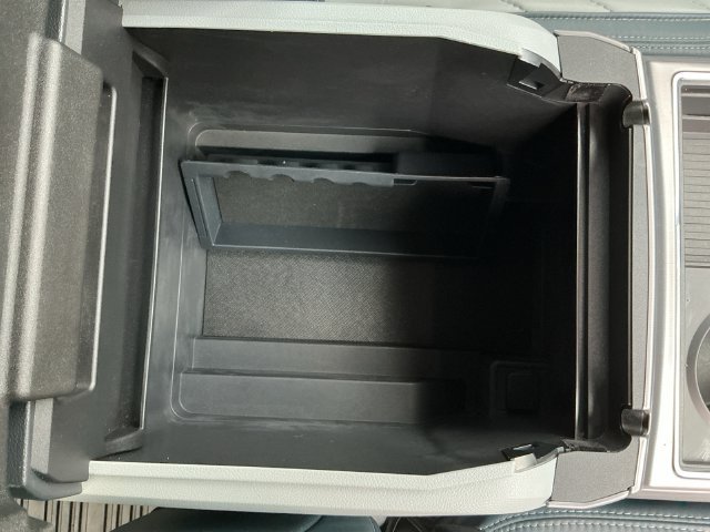 Used 2022 Gray Ford Limited image 29
