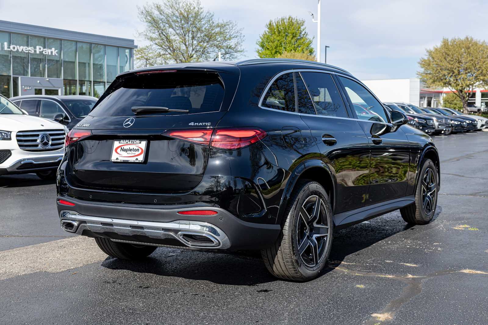 New 2026 Black Mercedes-Benz GLC 300 image 5