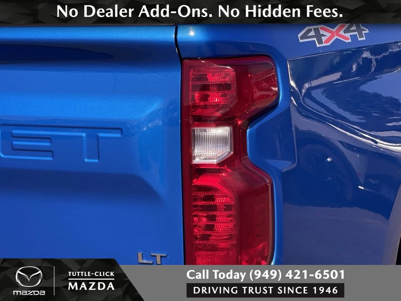 Used 2025 Riptide Blue Metallic Chevrolet LT image 18
