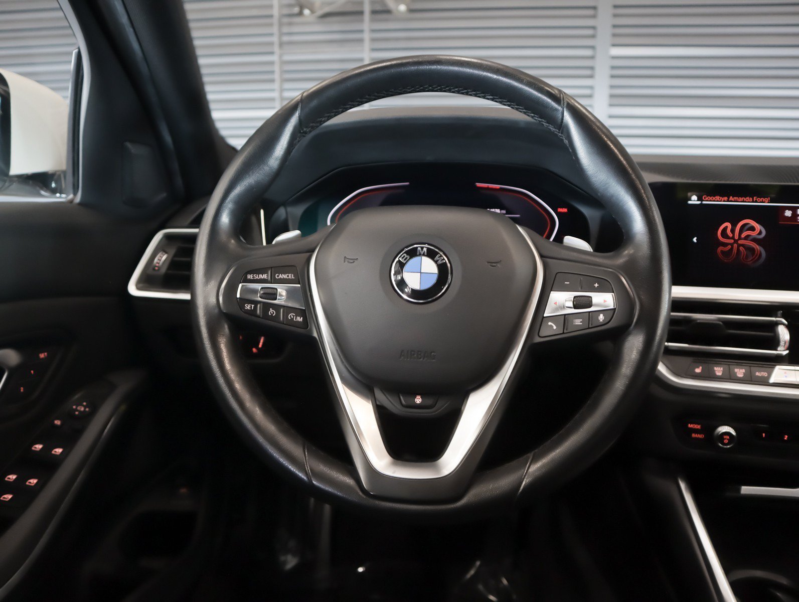 Used 2019 Alpine White BMW 330i image 15
