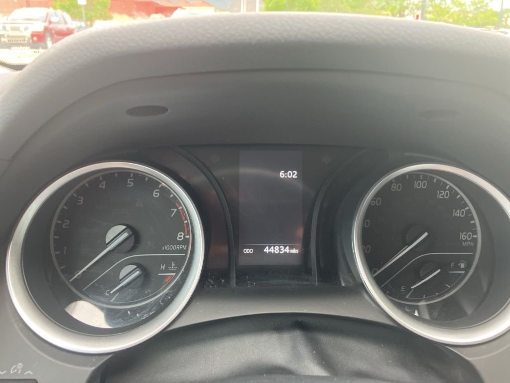 Used 2022 Gray Toyota LE image 12