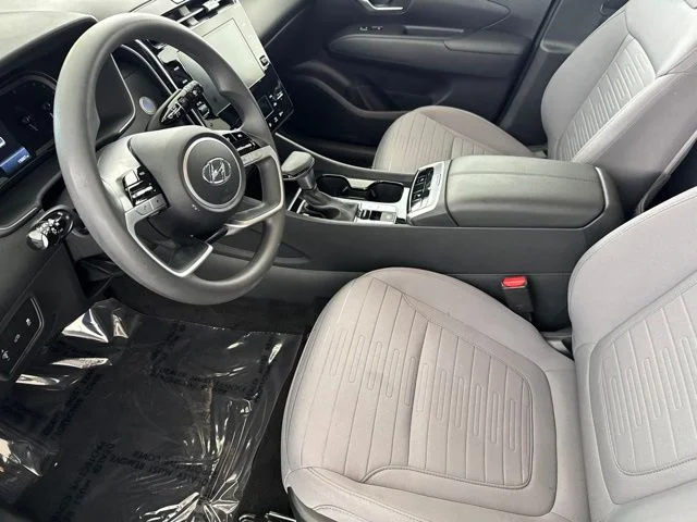 Used 2024 Black Hyundai SEL image 24