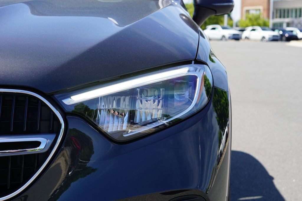 New 2026 Graphite Grey Metallic Mercedes-Benz GLC 300 image 78