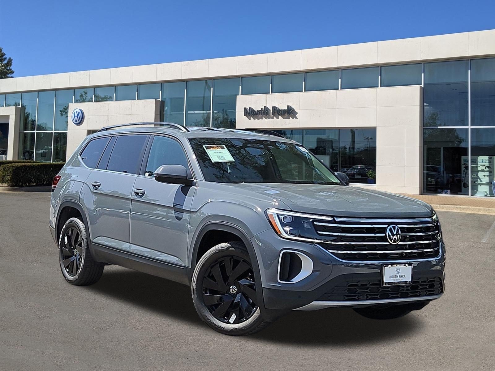 New 2026 Pure Gray Metallic Volkswagen 2.0T SE w/Technology image 1